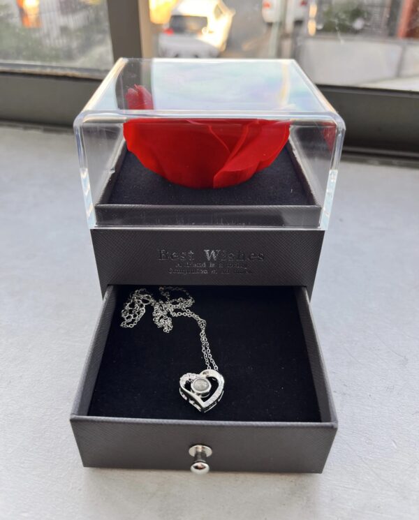 Projection Necklace Rose Gift Box - Image 2