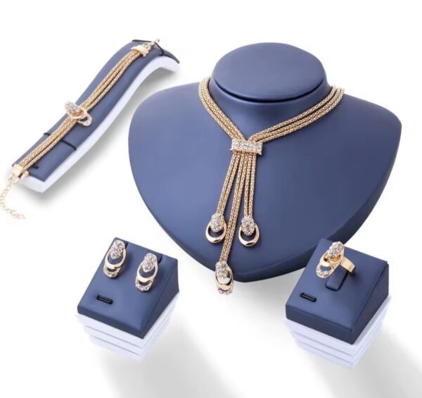 High Performance Golden Jewelry For Women - Image 2